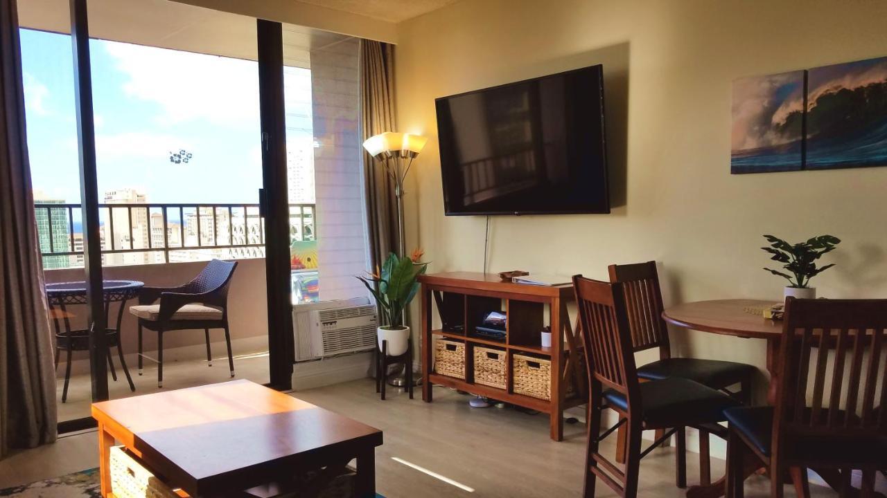 Waikiki Kuhio 1-Bedrm Apt, Ocean View, Free Parking & Wifi Гонолулу Екстер'єр фото