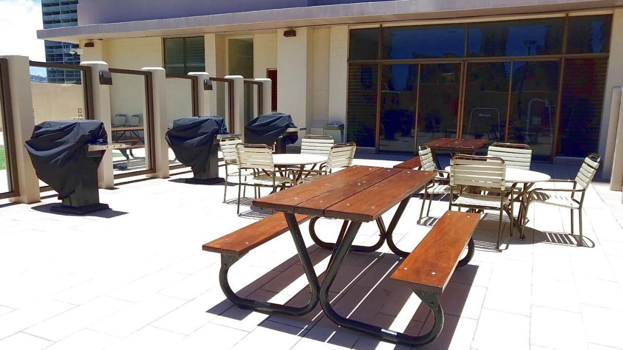 Waikiki Kuhio 1-Bedrm Apt, Ocean View, Free Parking & Wifi Гонолулу Екстер'єр фото